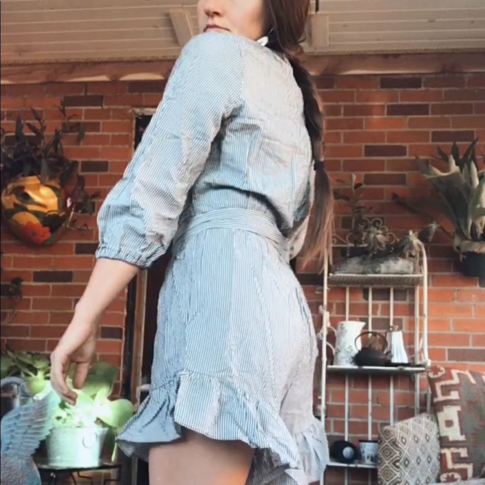 Striped ruffle romper! - Picture 5 of 9
